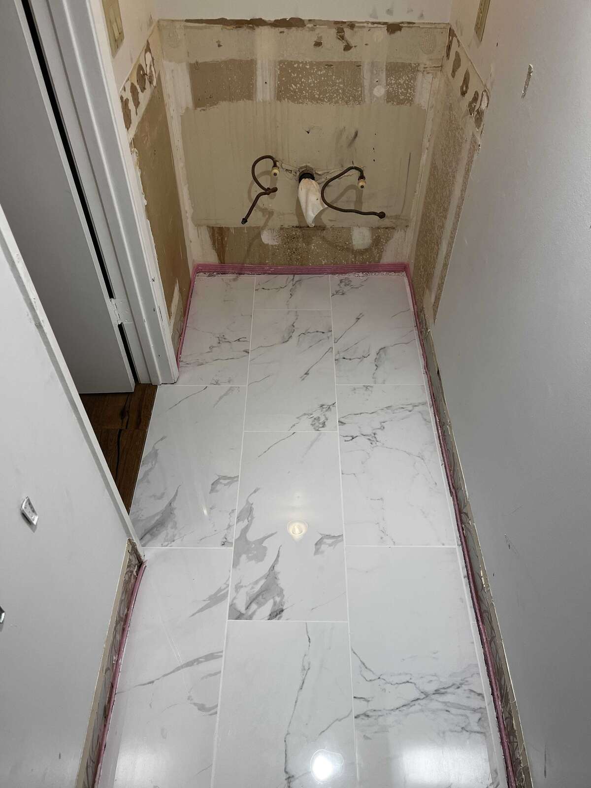 Finished tile floor